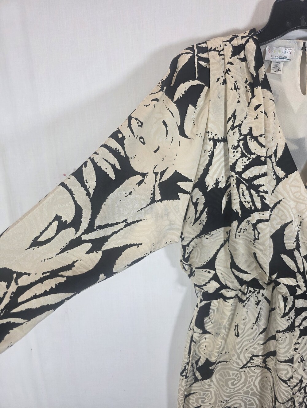 Vintage 80s Silks by St. Gillian 100% Silk Jumpsuit Black Ivory Floral 10 - Picture 4 of 13